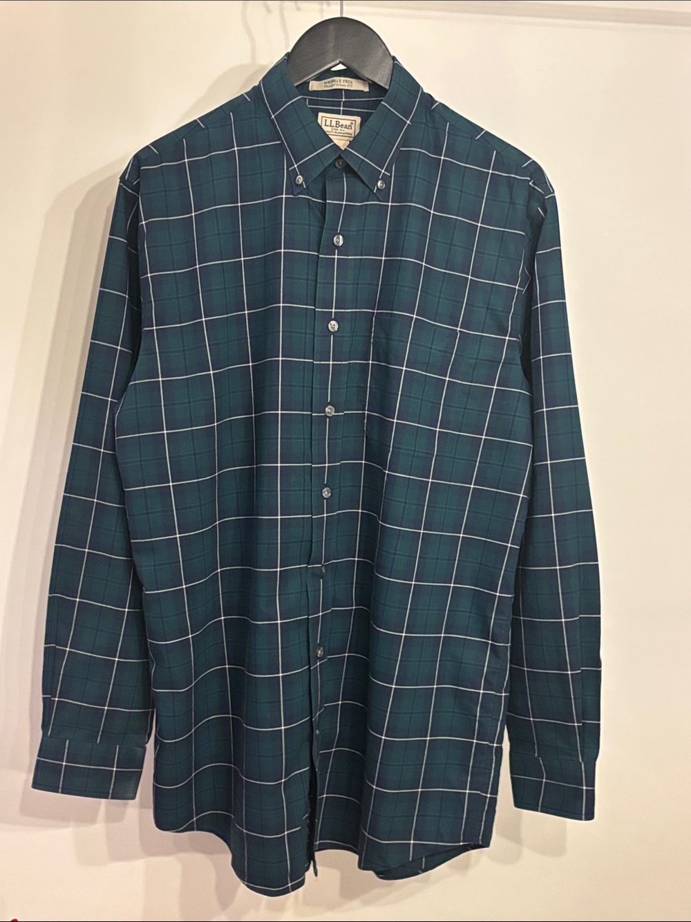 L.L.Bean Men’s Medium Tall Plaid Button-Down Shirt 100% Cotton Green Navy